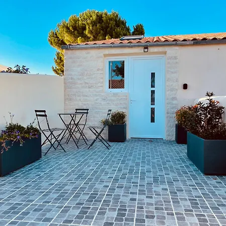 Charming Place 10 Minutes From La Rochelle Prázdninový dům *