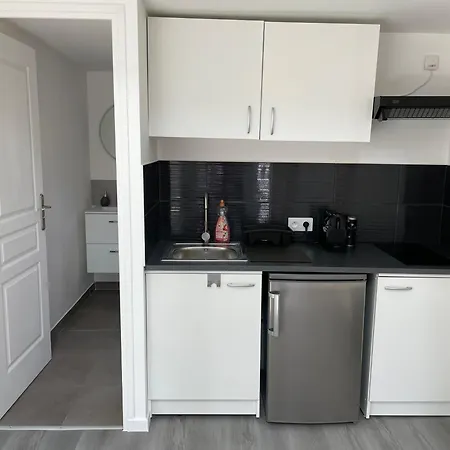 Prázdninový dům Charming Place 10 Minutes From La Rochelle Saint-Rogatien